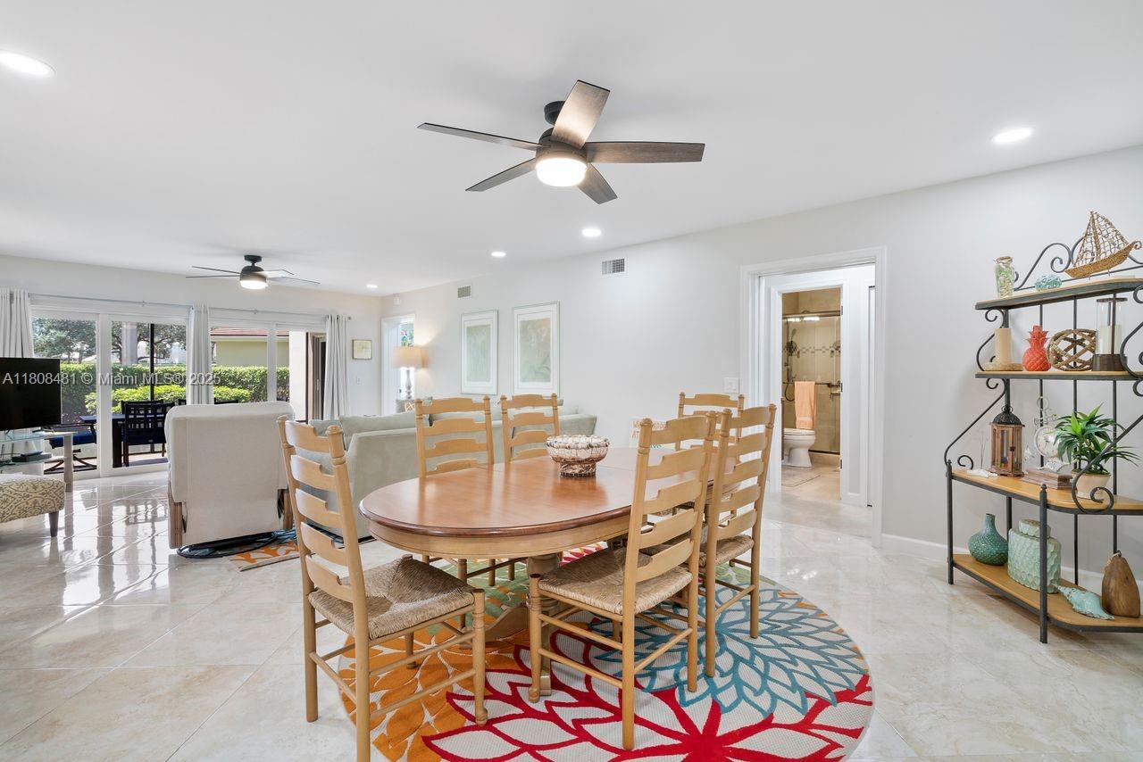 BEACHCOMBER - Residential