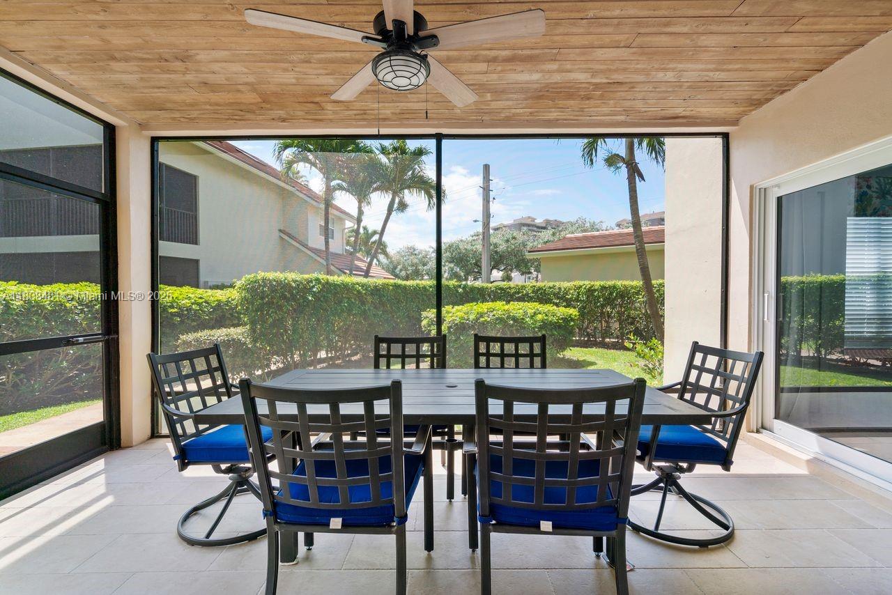 BEACHCOMBER - Residential