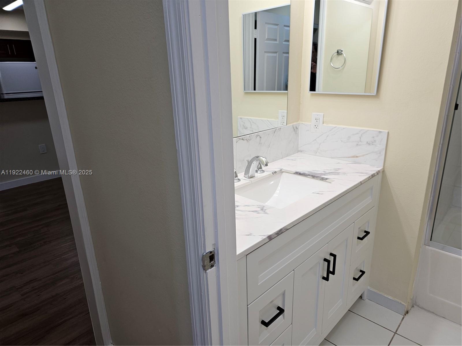 EL-AD RESIDENCES AT MIRAM - Residential Lease