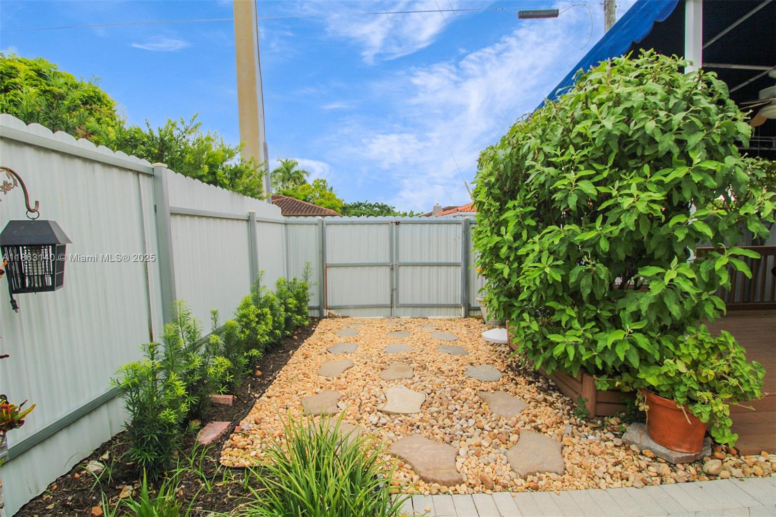 CLASCA-ROBAINA SUB - Residential Lease