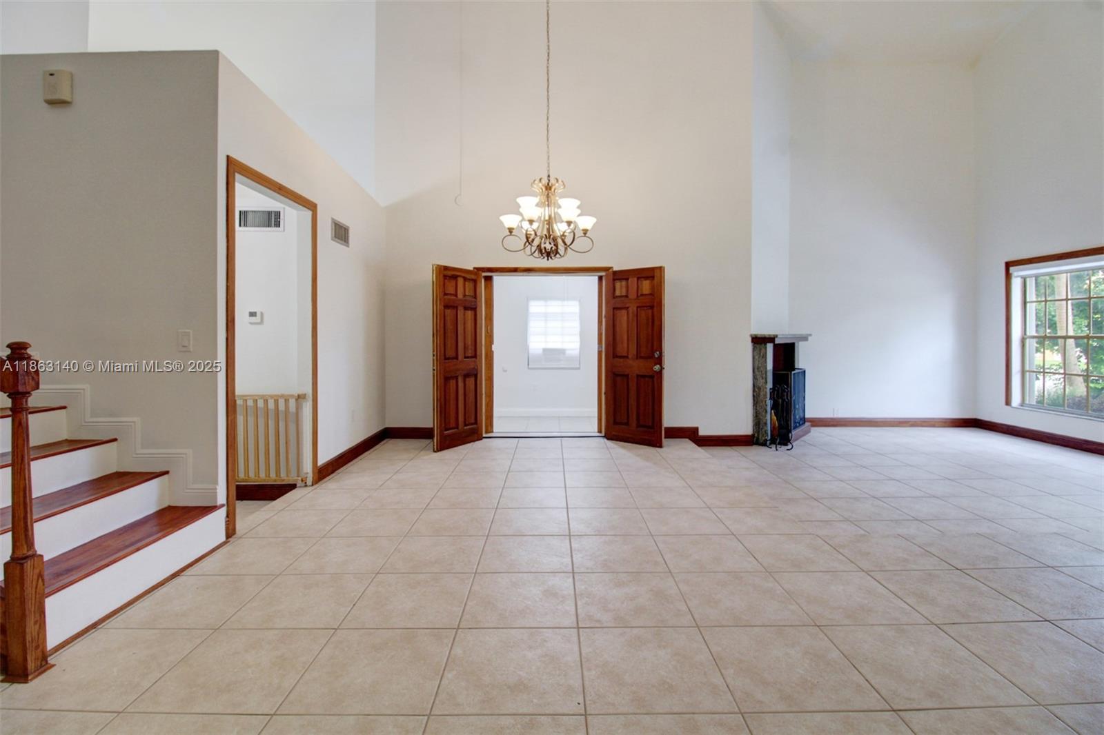 CLASCA-ROBAINA SUB - Residential Lease