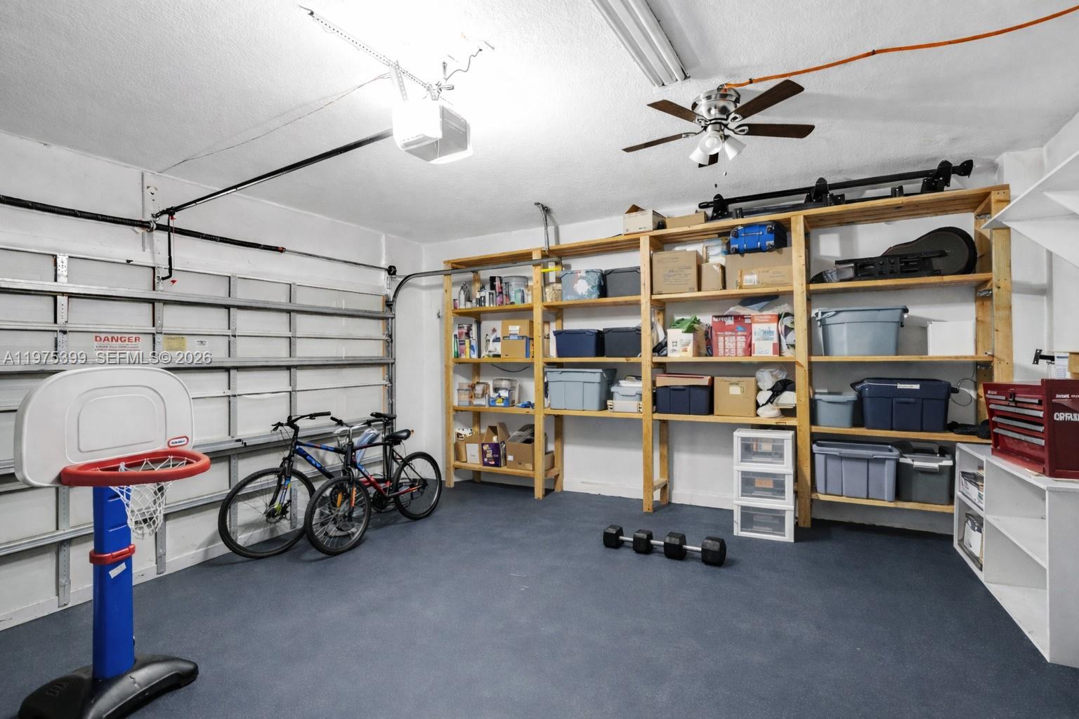 VERONA PALMS - Residential