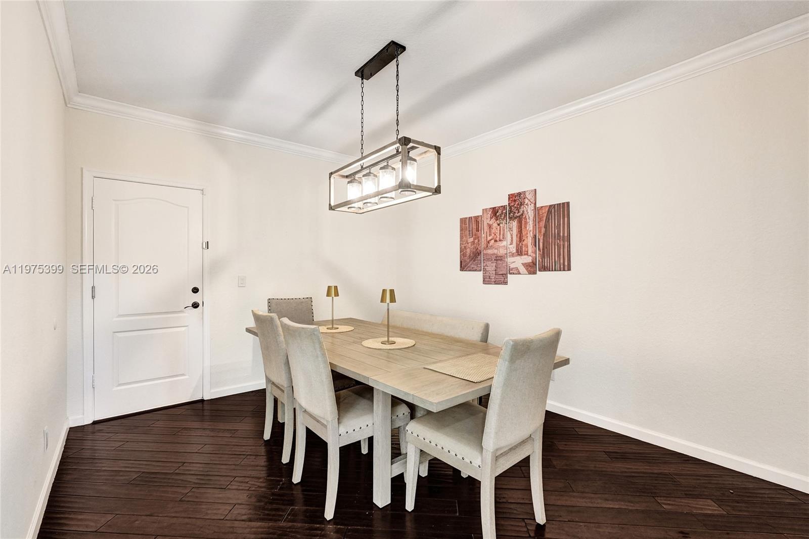 VERONA PALMS - Residential