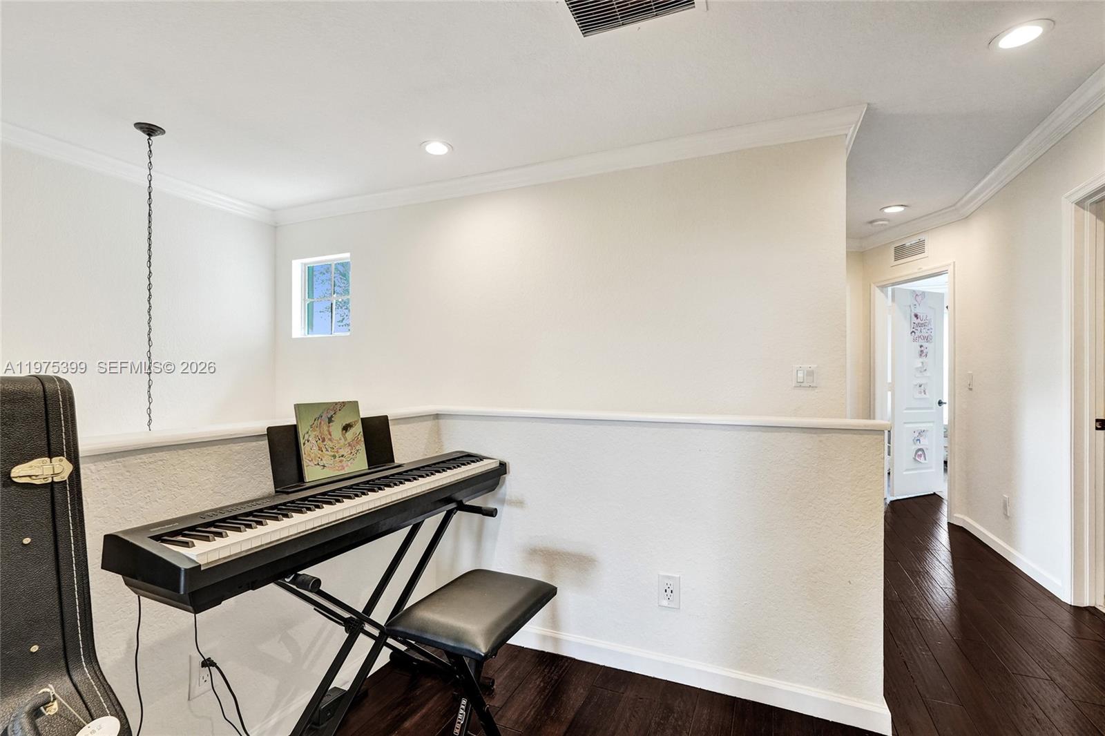 VERONA PALMS - Residential