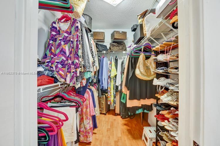 THE TOWNHOMES OF DORAL OA - Residential