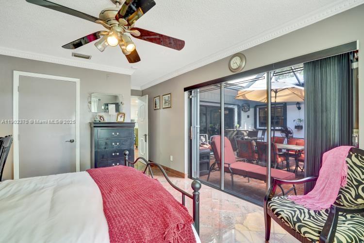 THE TOWNHOMES OF DORAL OA - Residential