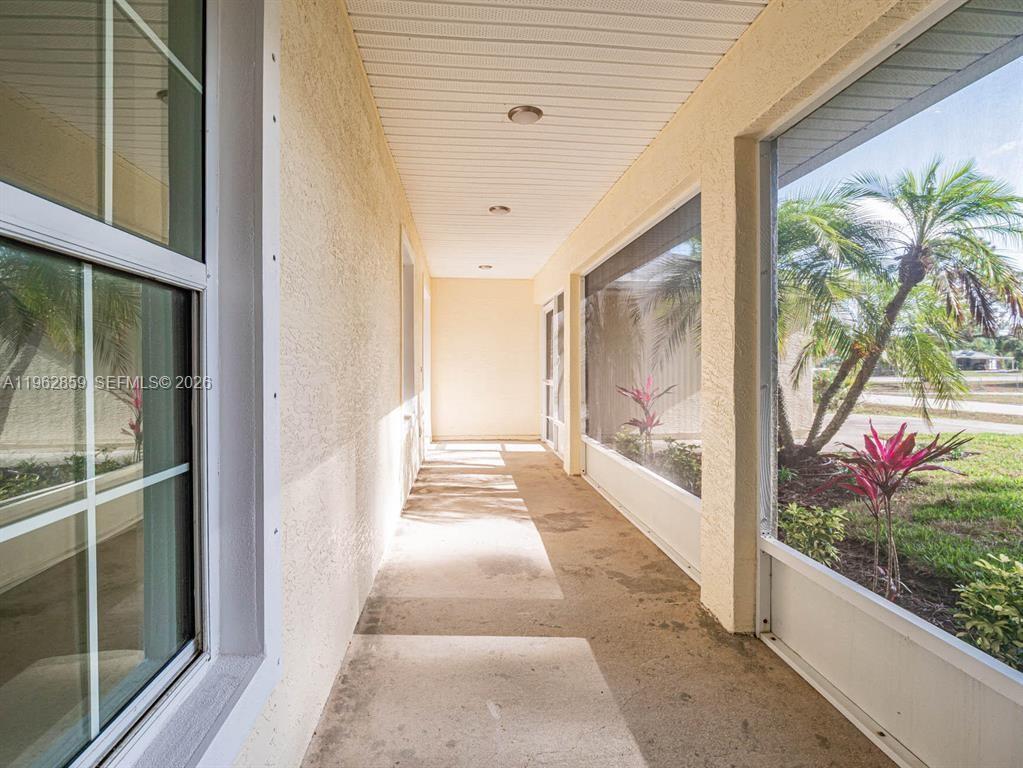 VERO LAKE ESTATES UNIT E - Residential