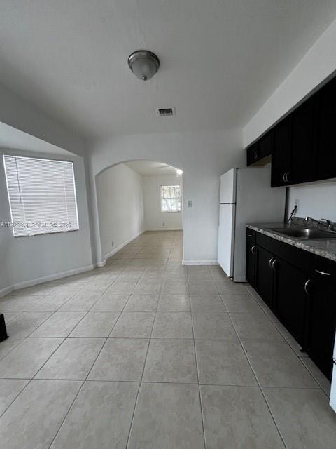 SUNSHINE MANOR NO 2 - Residential Lease