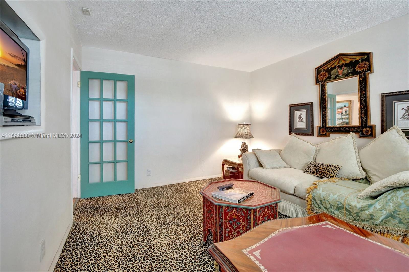 ISLE OF PARADISE CO-OP - Residential