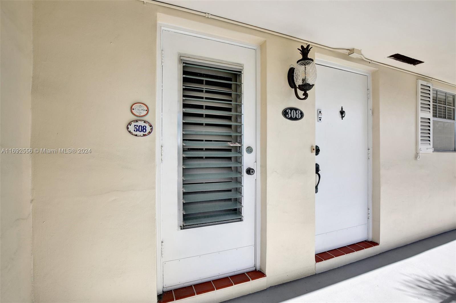 ISLE OF PARADISE CO-OP - Residential