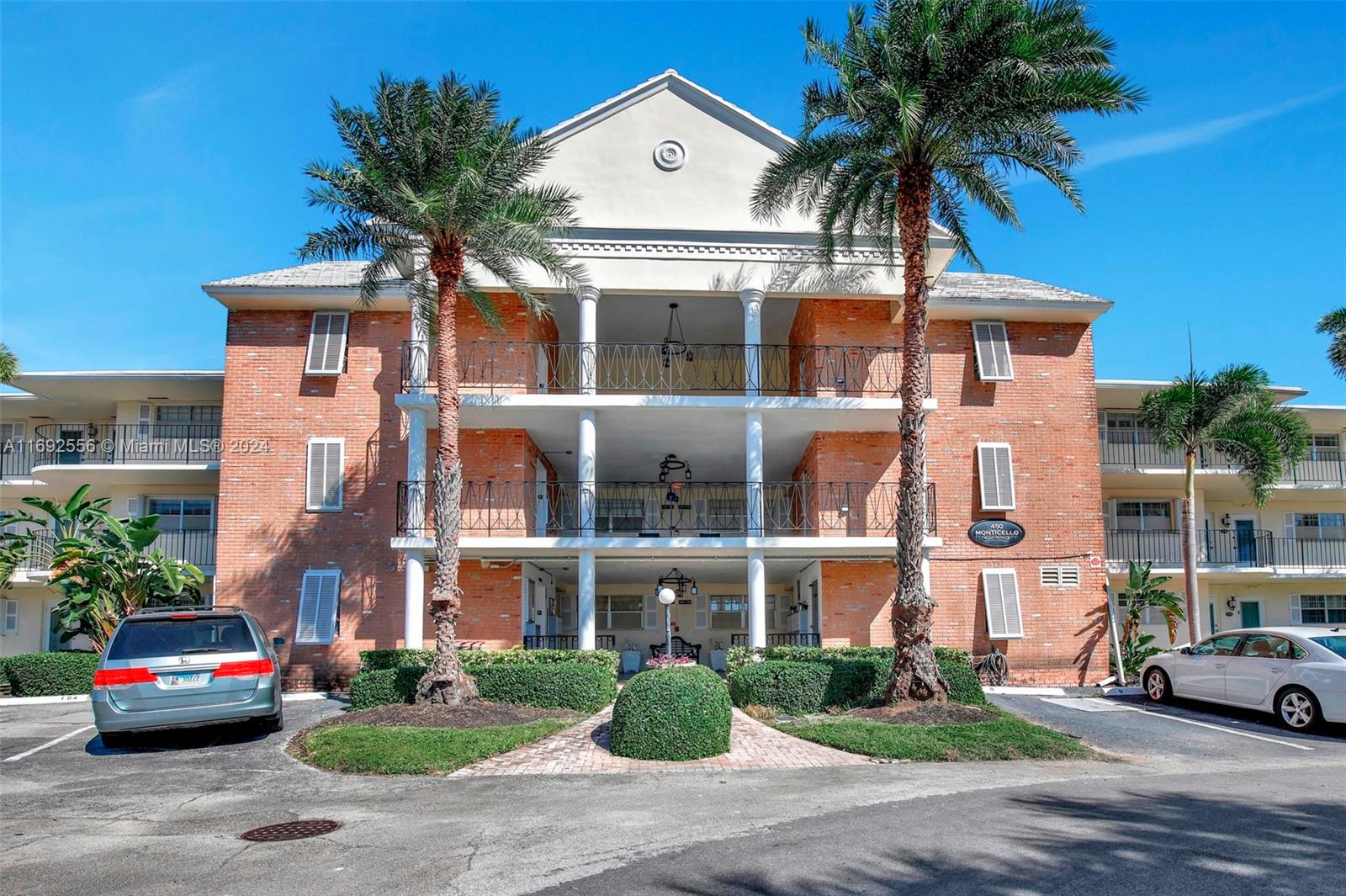 ISLE OF PARADISE CO-OP - Residential