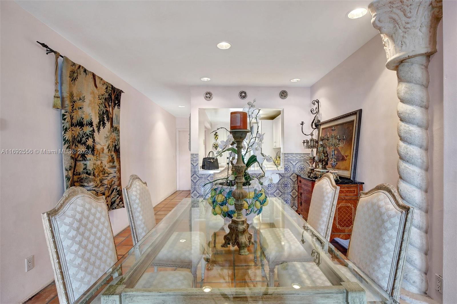 ISLE OF PARADISE CO-OP - Residential