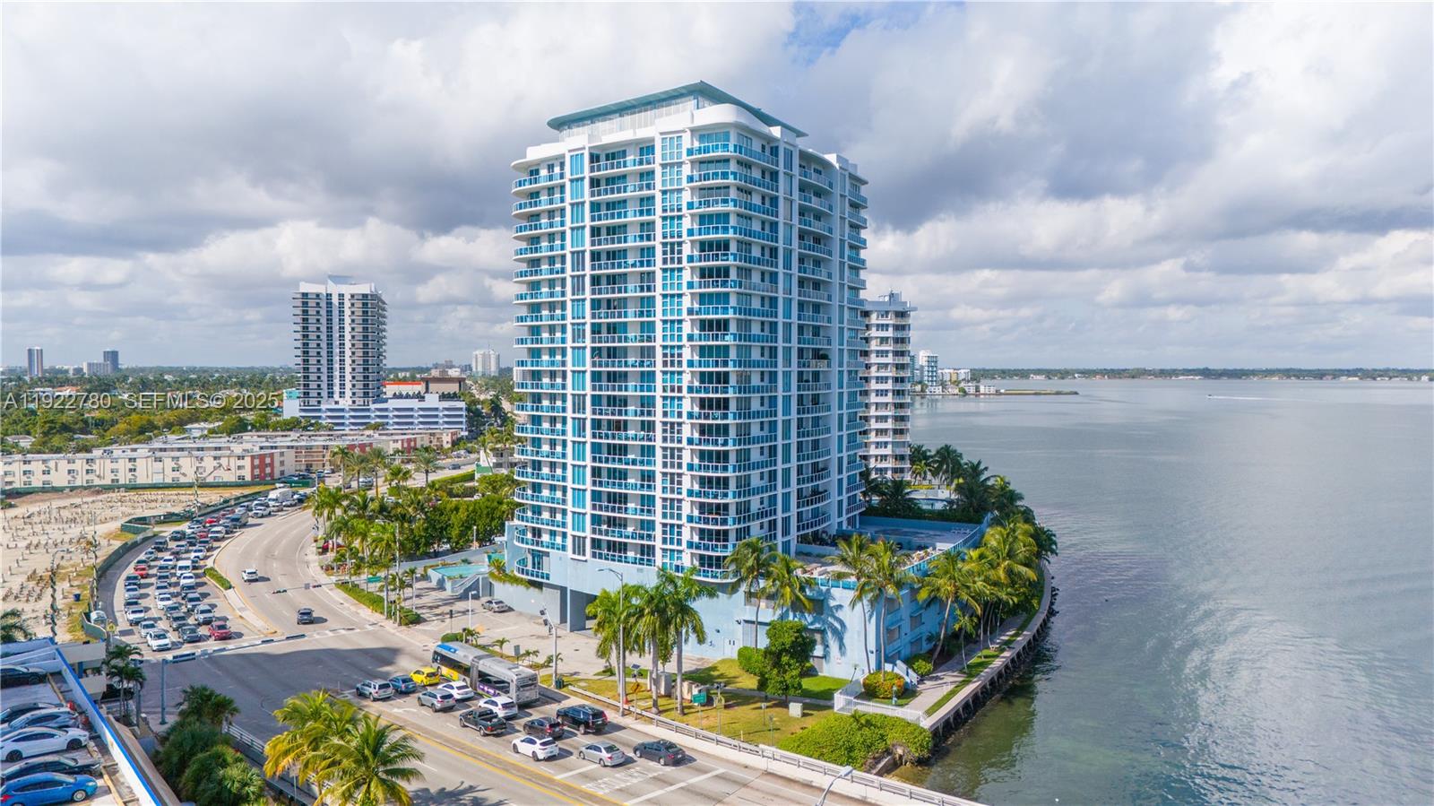 THE BRIDGEWATER CONDO - Residential