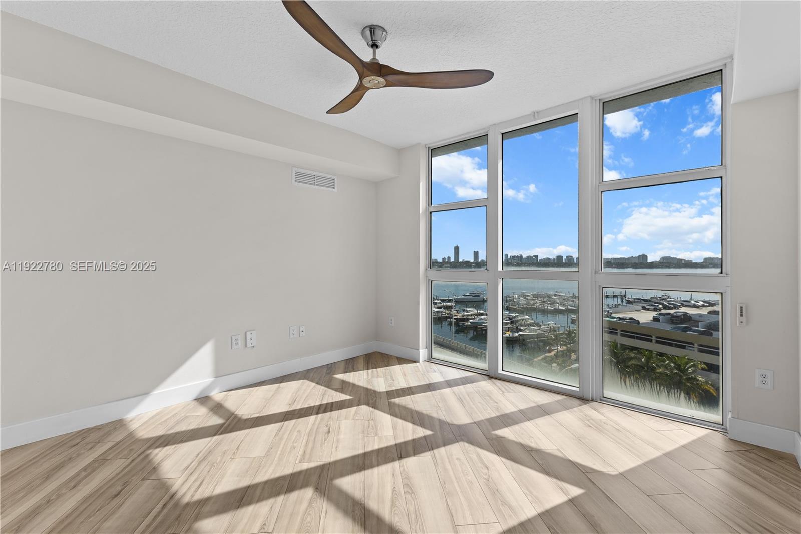 THE BRIDGEWATER CONDO - Residential