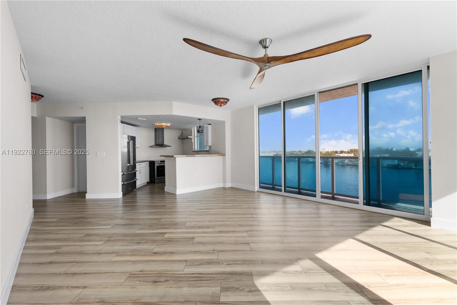 1881 79th St Cswy 807