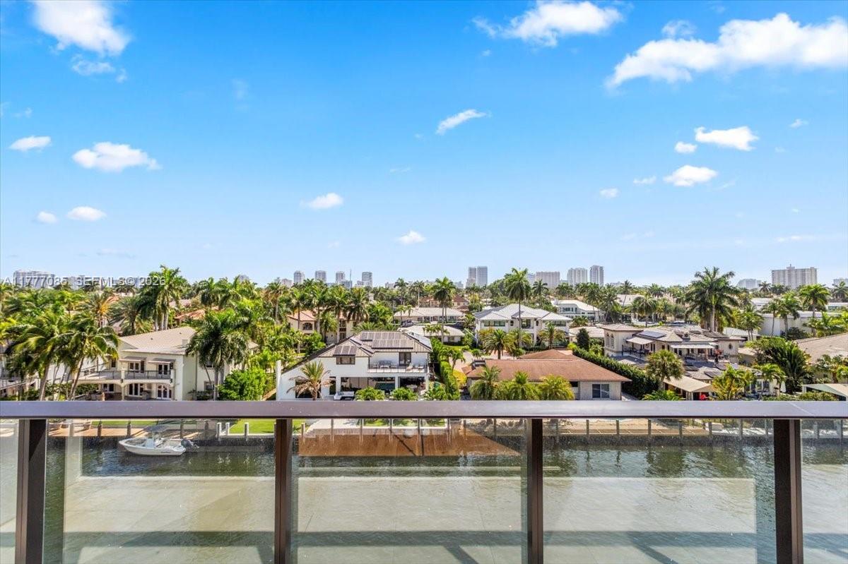 Isle of Venice - Residential