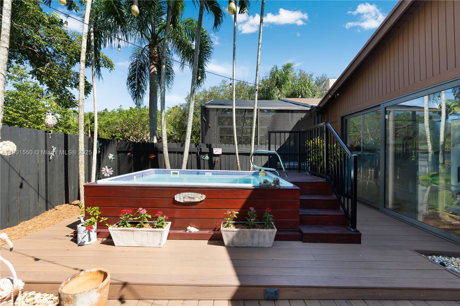 KILLIAN PINES TOWNHOUSES - Residential