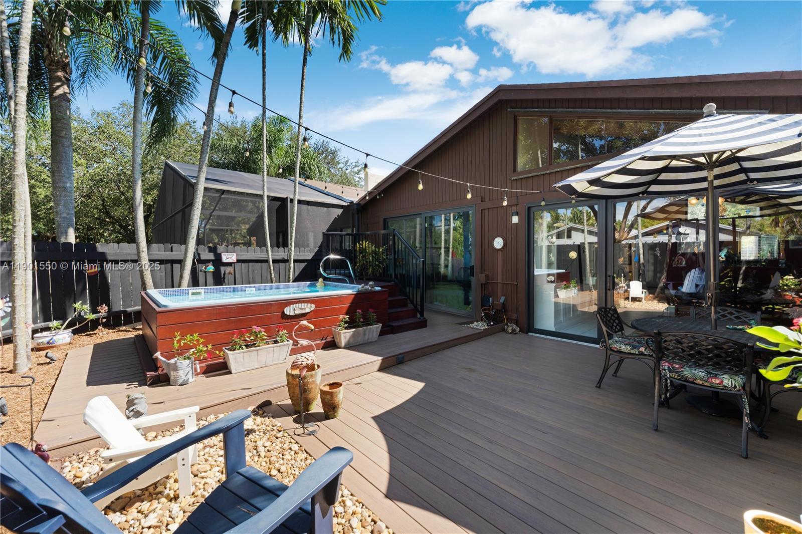 KILLIAN PINES TOWNHOUSES - Residential