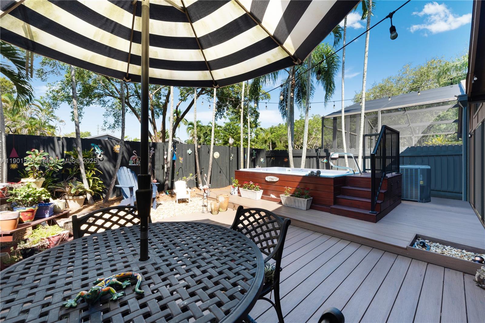 KILLIAN PINES TOWNHOUSES - Residential