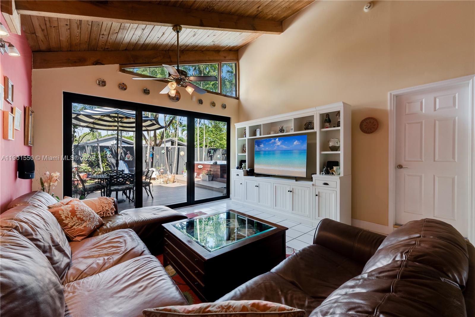 KILLIAN PINES TOWNHOUSES - Residential