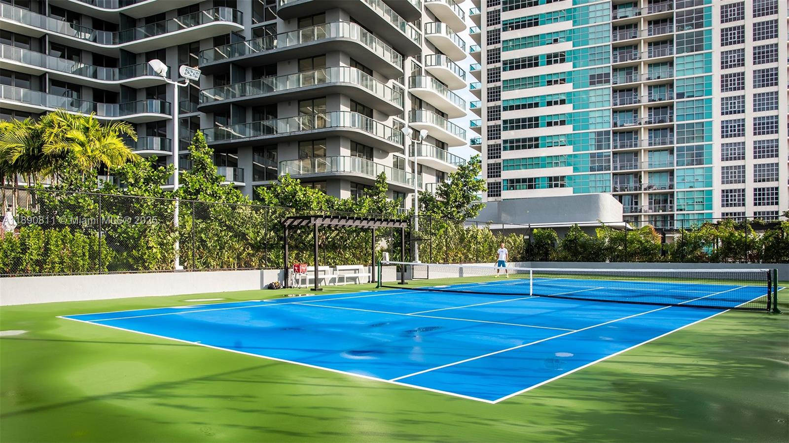 3401 MIDTOWN CONDO - Residential