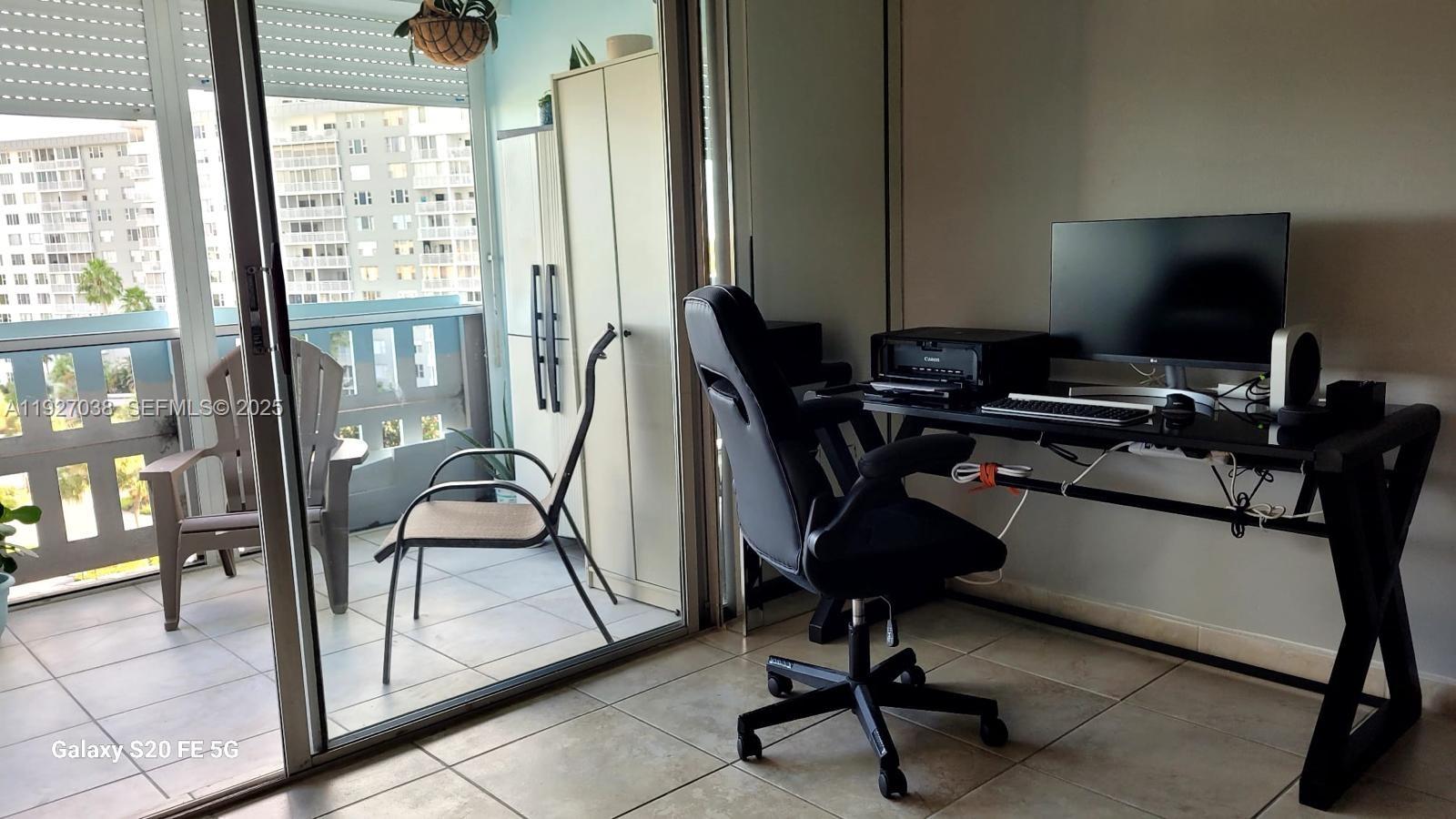 HILLCREST EAST NO 26 COND - Residential