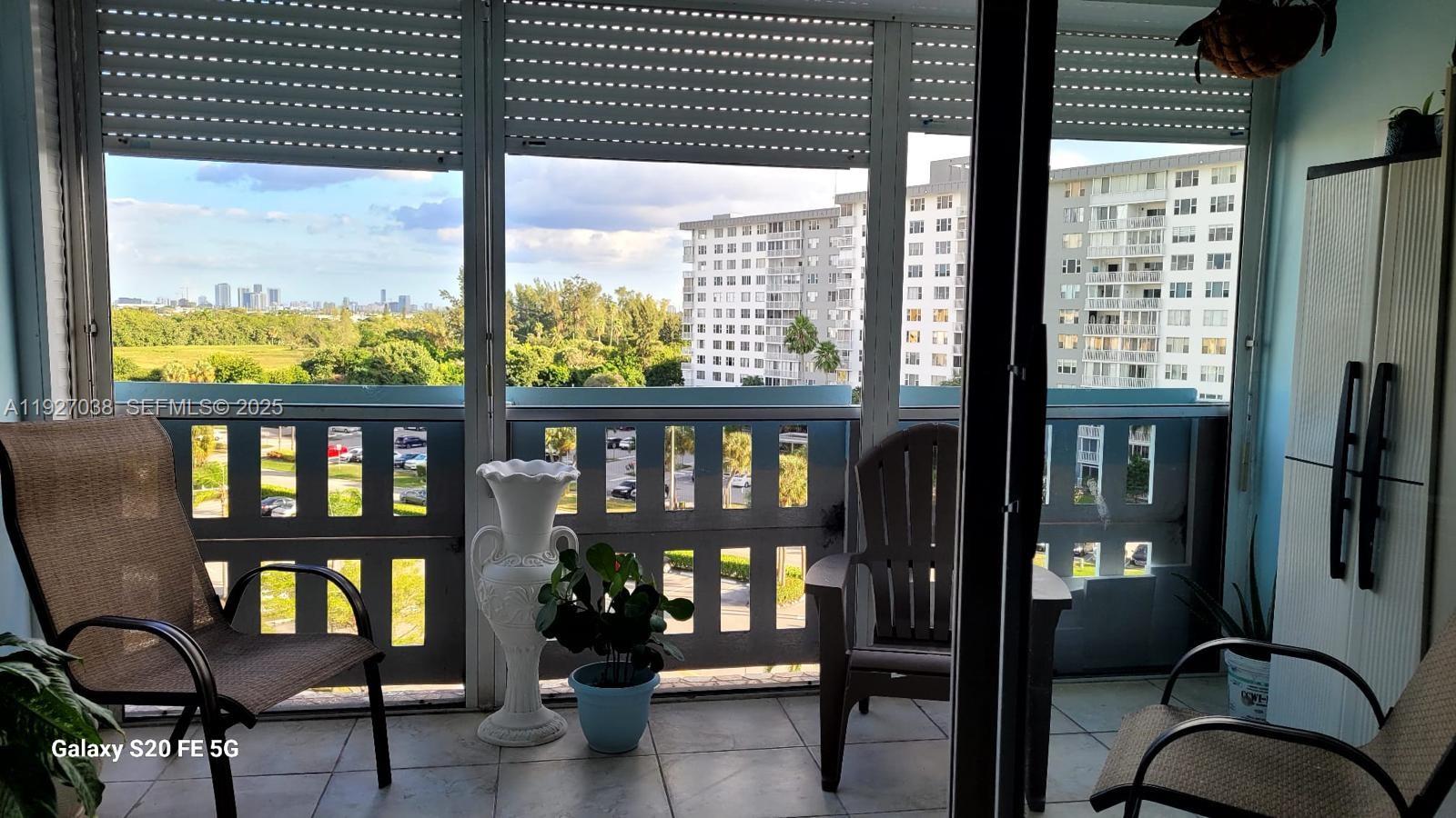 HILLCREST EAST NO 26 COND - Residential