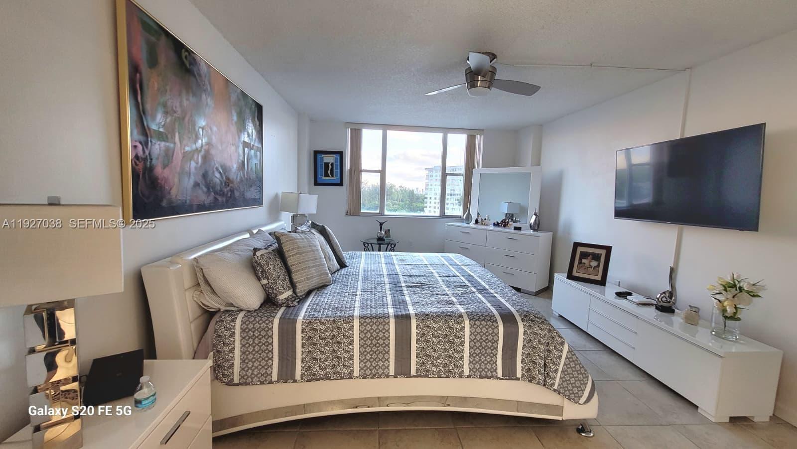 HILLCREST EAST NO 26 COND - Residential