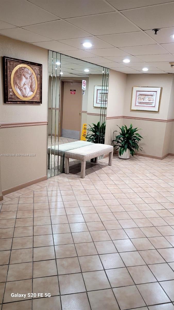 HILLCREST EAST NO 26 COND - Residential