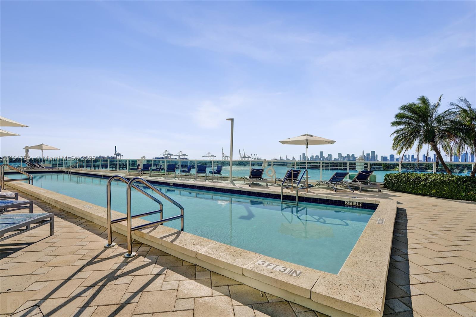 THE FLORIDIAN CONDO - Residential