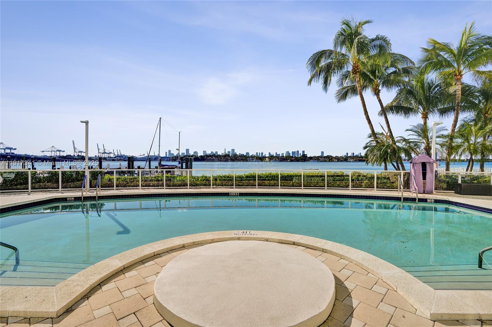 THE FLORIDIAN CONDO - Residential