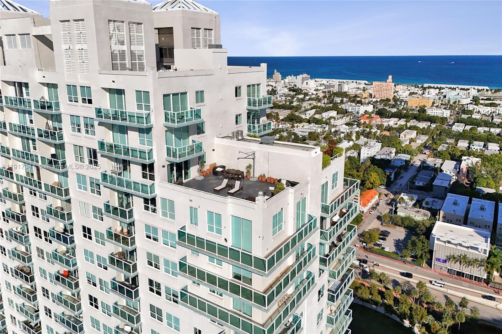 THE FLORIDIAN CONDO - Residential