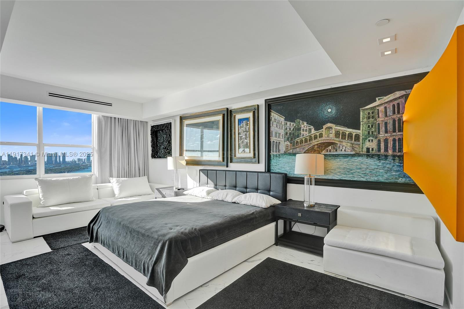 THE FLORIDIAN CONDO - Residential