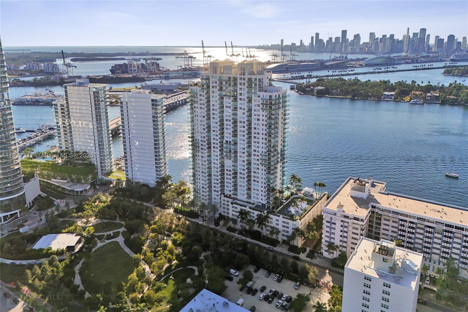 THE FLORIDIAN CONDO - Residential