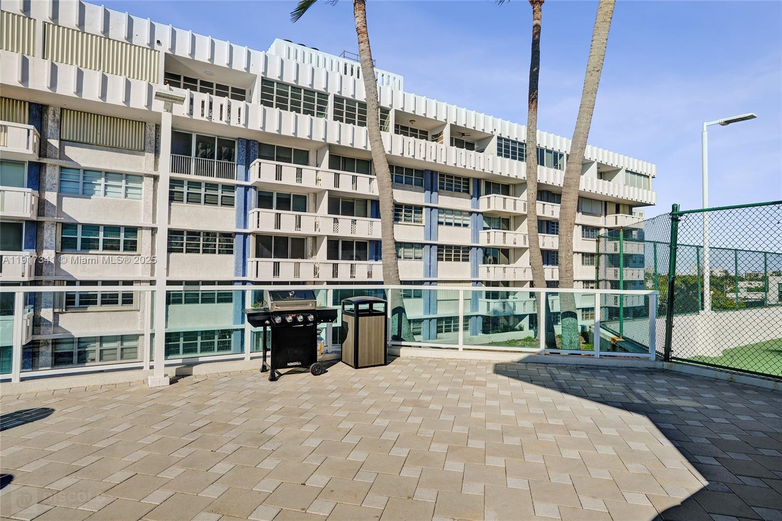 THE FLORIDIAN CONDO - Residential