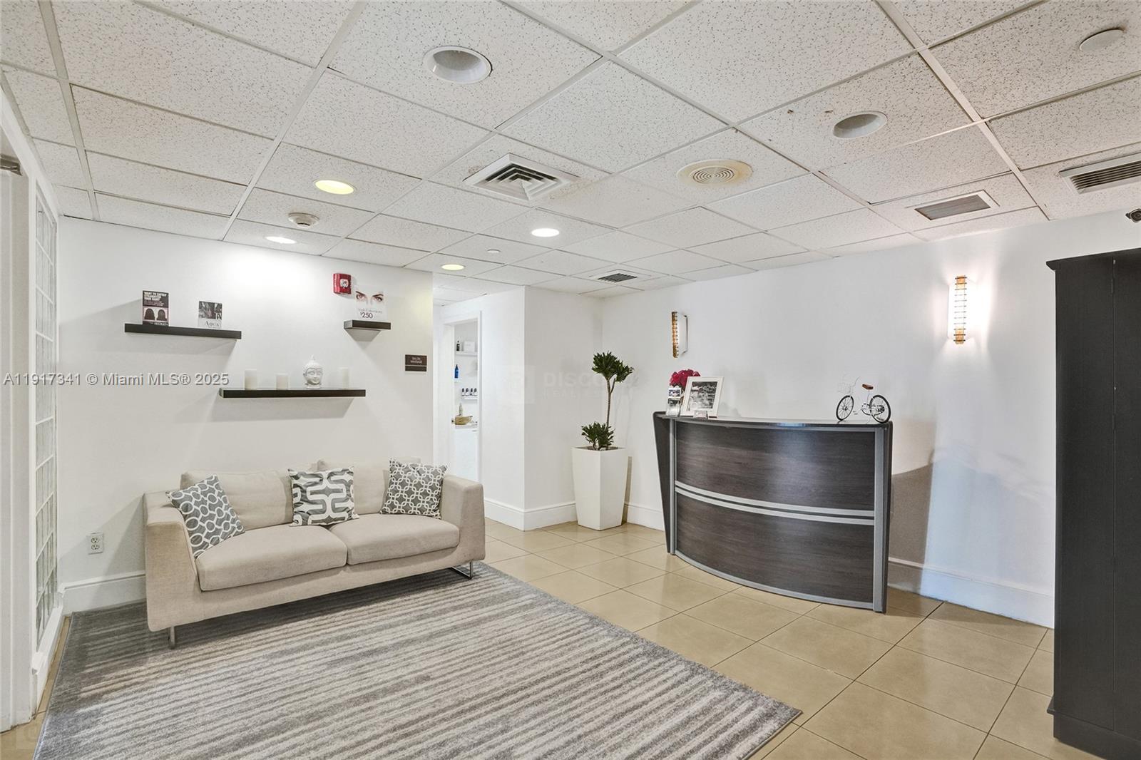 THE FLORIDIAN CONDO - Residential