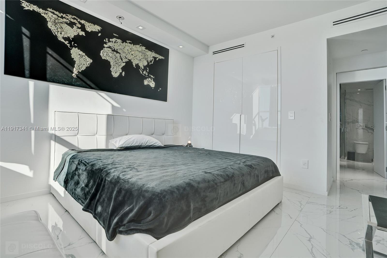 THE FLORIDIAN CONDO - Residential