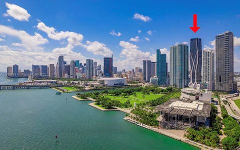 1000 Biscayne Blvd 4402 Miami FL 33132