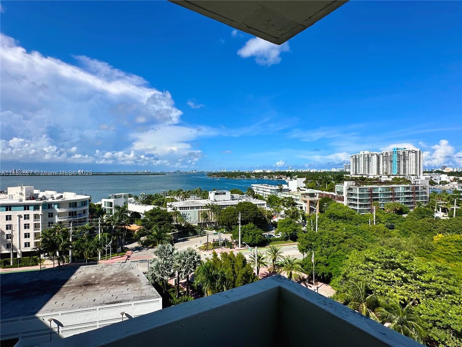 ISLAND TERRACE CONDO - Residential Lease