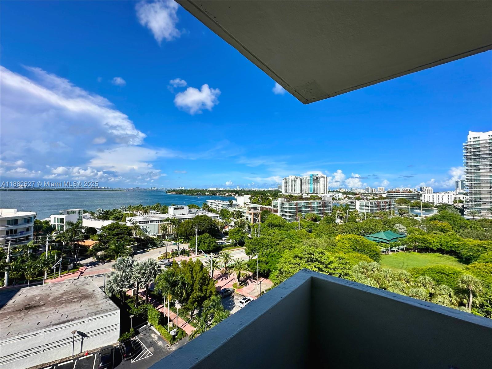ISLAND TERRACE CONDO - Residential Lease