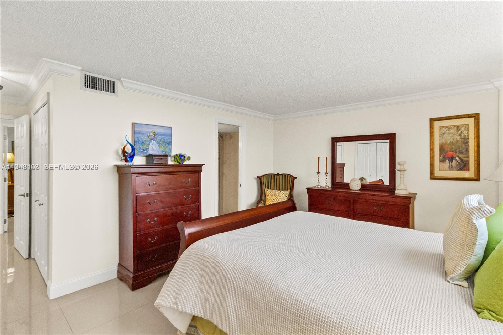 MEADOWBROOK LAKES VIEW CO - Residential