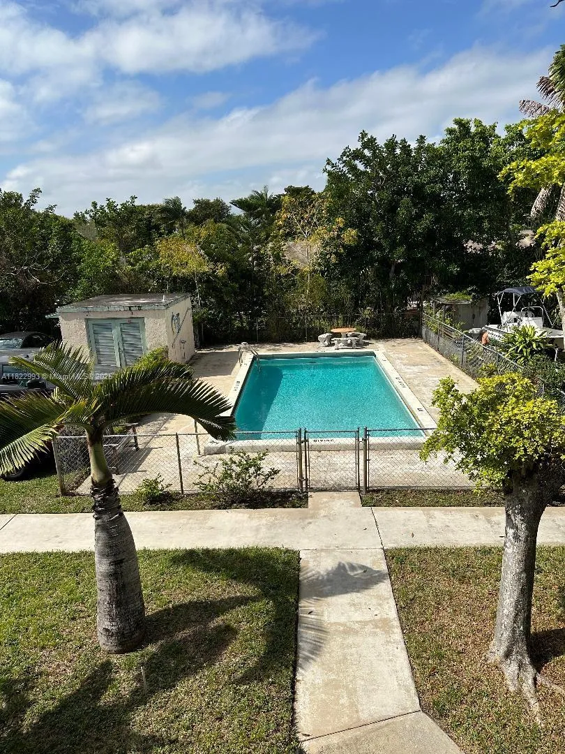 Hollywood, Florida 33020, United States, 2 Bedrooms Bedrooms, ,2 BathroomsBathrooms,Residential,Active,152196