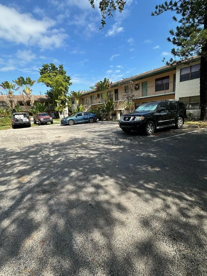 Hollywood, Florida 33020, United States, 2 Bedrooms Bedrooms, ,2 BathroomsBathrooms,Residential,Active,152196