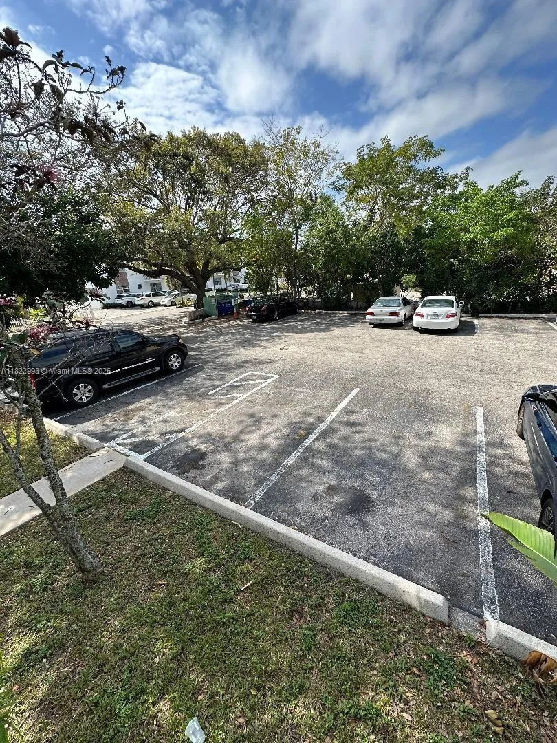 Hollywood, Florida 33020, United States, 2 Bedrooms Bedrooms, ,2 BathroomsBathrooms,Residential,Active,152196