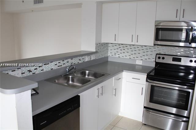 DEVONAIRE CONDO AT PEMBRO - Residential Lease