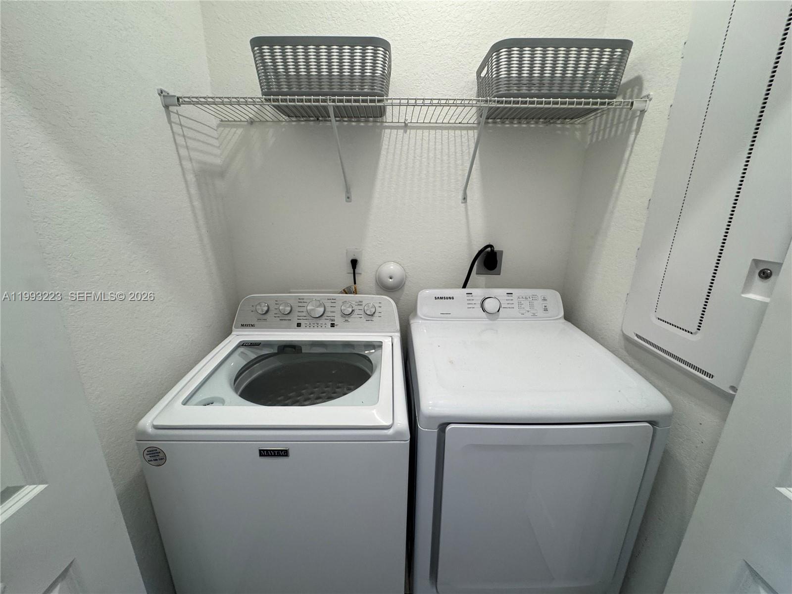 RIVIERA AT HOMESTEAD - Residential Lease