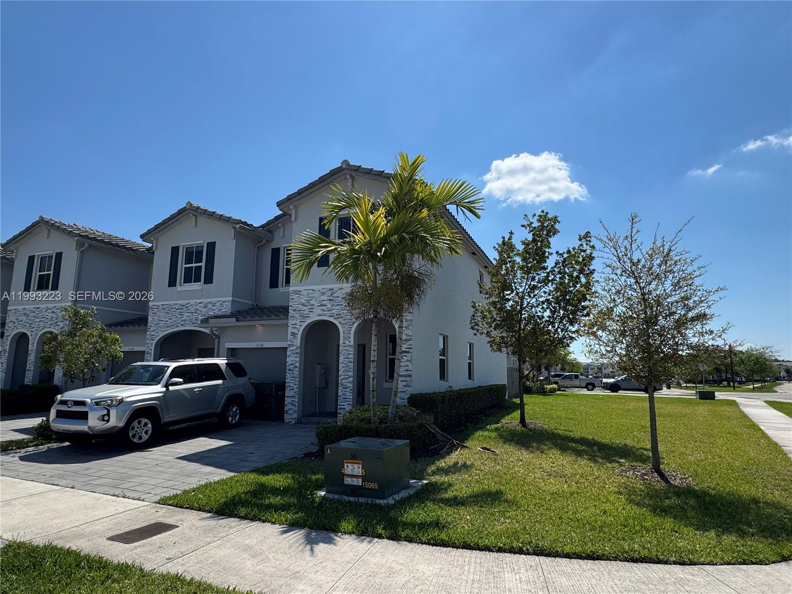 RIVIERA AT HOMESTEAD - Residential Lease