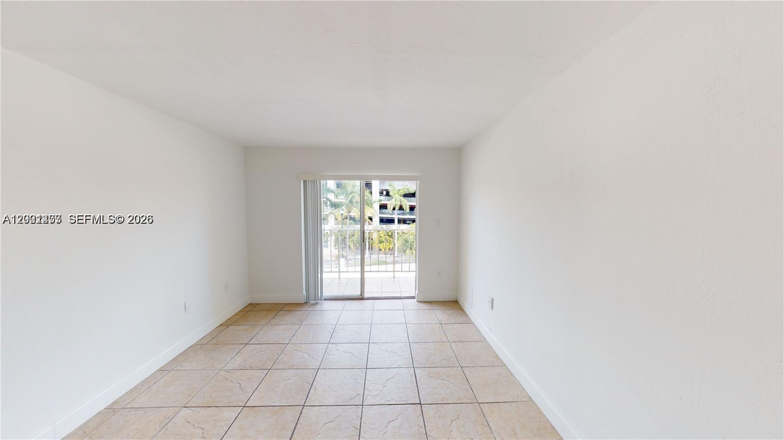 RIO CRISTAL CONDO - Residential