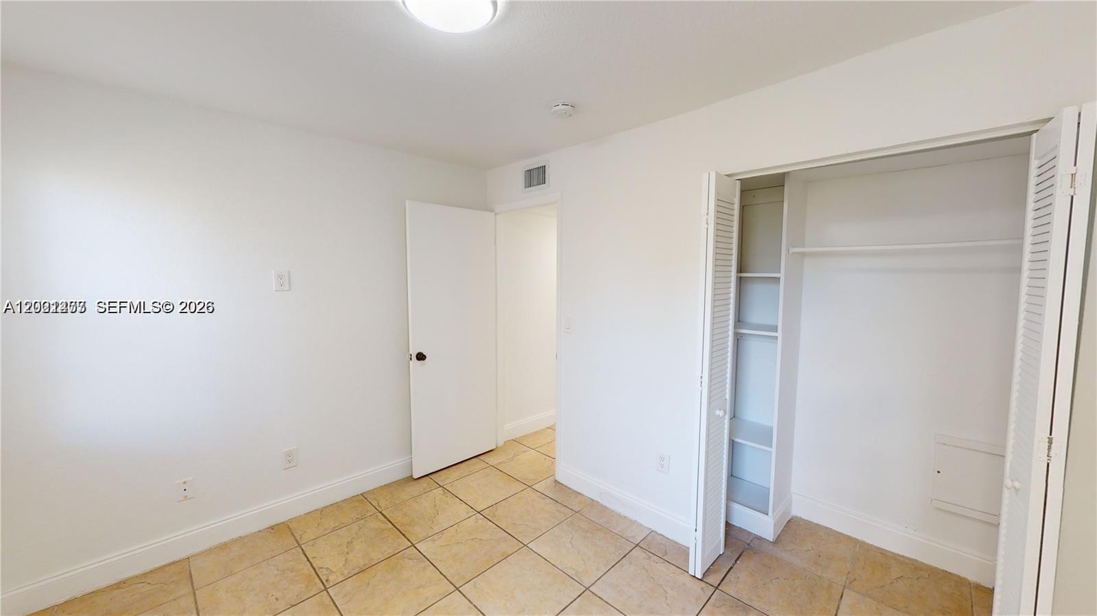 RIO CRISTAL CONDO - Residential