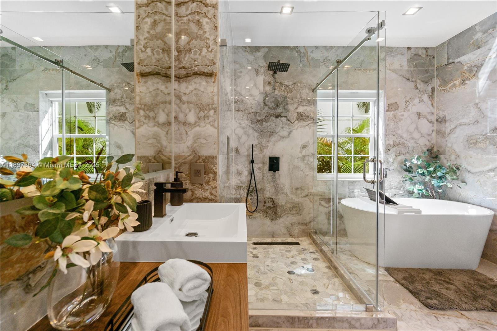 LINCOLN SUB - Residential Lease